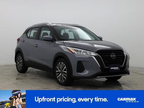 Gray 2023 Nissan Kicks SV