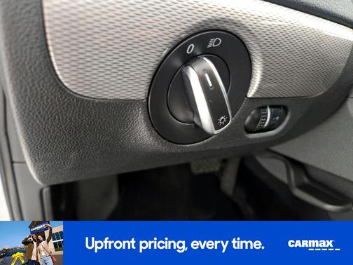Pearl 2017 Volkswagen Jetta S