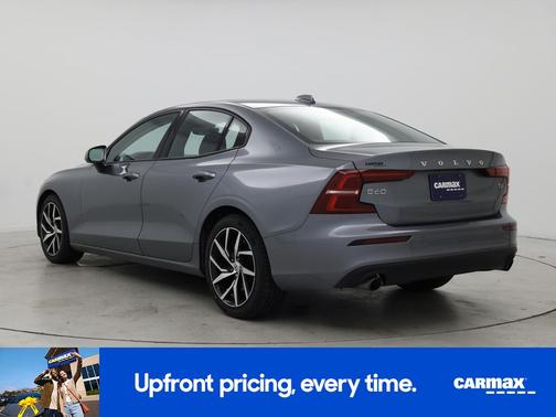 2020 Volvo S60 T6 Momentum