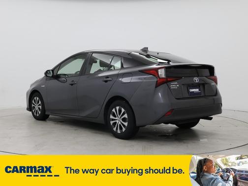 2022 Toyota Prius LE