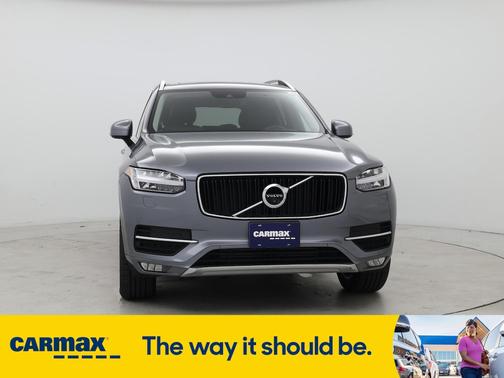 2016 Volvo XC90 T6 Momentum