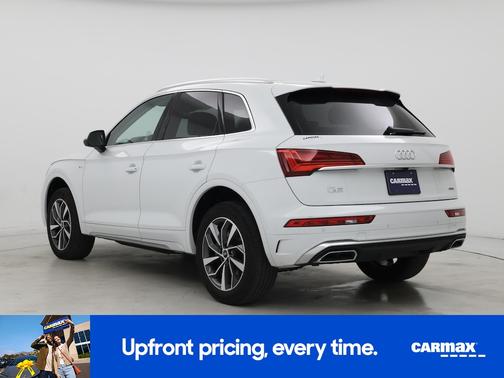 White 2023 Audi Q5 Premium Plus
