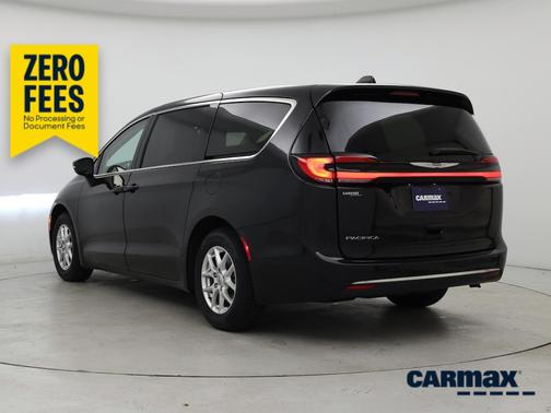 Black 2023 Chrysler Pacifica Touring L