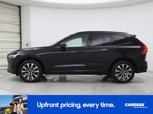 2023 Volvo XC60 B5 Plus Dark Theme