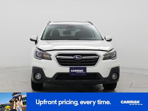White 2018 Subaru Outback 2.5I Touring