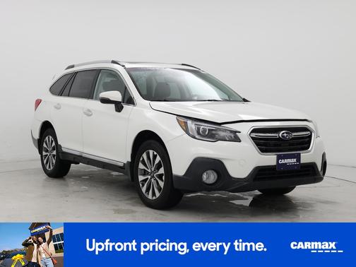 White 2018 Subaru Outback 2.5I Touring