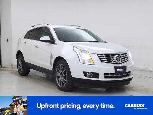 White 2016 Cadillac SRX Premium
