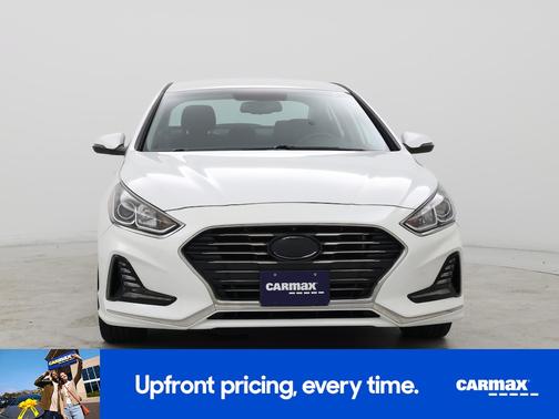 White 2018 Hyundai SONATA SEL