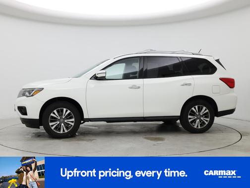 2018 Nissan Pathfinder SV