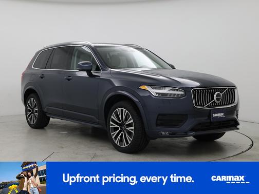 2022 Volvo XC90 T6 Momentum