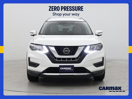 White 2020 Nissan Rogue SV