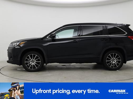 2017 Toyota Highlander SE