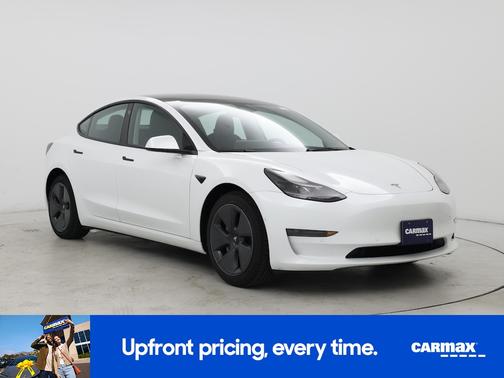 White 2022 Tesla Model 3
