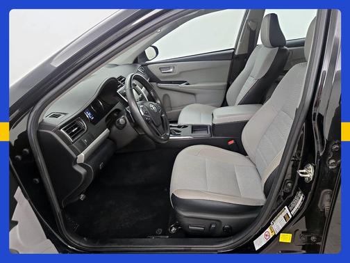 Black 2016 Toyota Camry SE