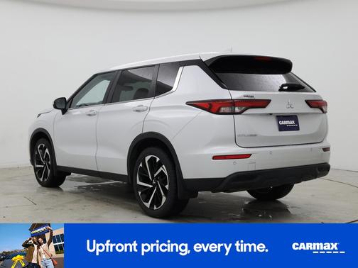 2022 Mitsubishi Outlander ES