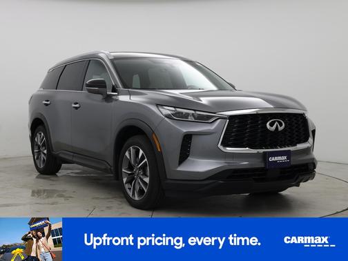 Gray 2024 INFINITI QX60 Luxe
