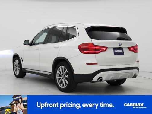 White 2019 BMW X3 XDrive30i