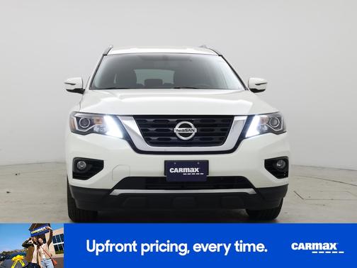 2020 Nissan Pathfinder SV