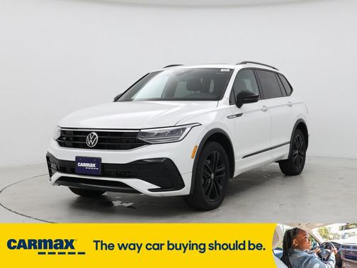 2022 Volkswagen Tiguan SE R-Line Black