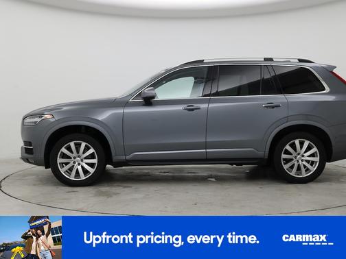 2017 Volvo XC90 T6 Momentum