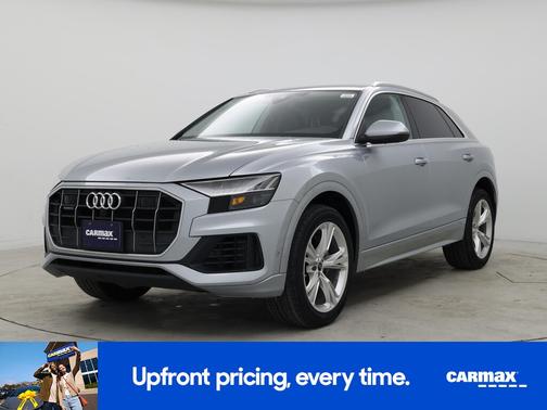 2023 Audi Q8 Premium Plus