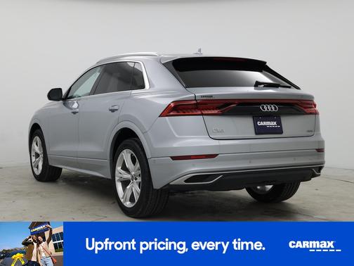 2023 Audi Q8 Premium Plus