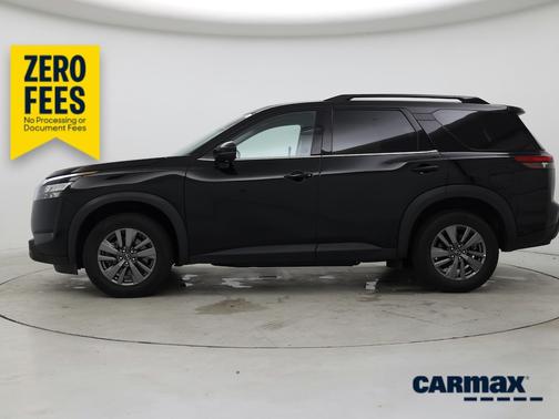 Black 2025 Nissan Pathfinder SV