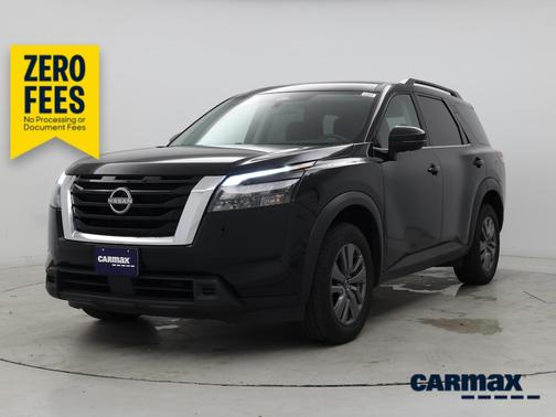 Black 2025 Nissan Pathfinder SV