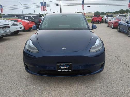 2024 Tesla Model Y Base