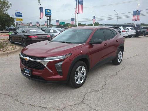 2025 Chevrolet Trax LS