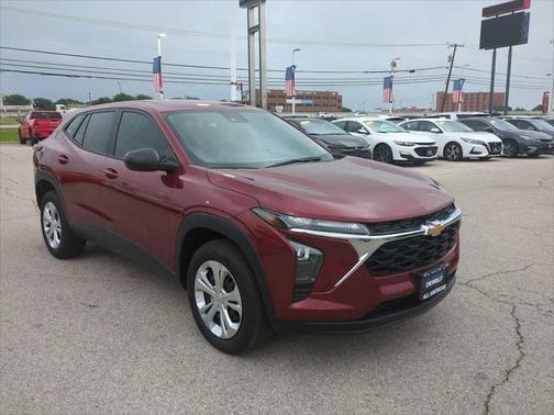 2025 Chevrolet Trax LS
