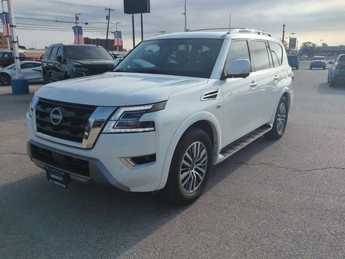 2022 Nissan Armada SL
