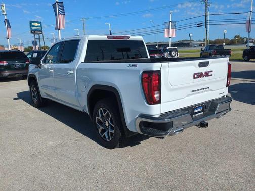 2022 GMC Sierra 1500 SLE