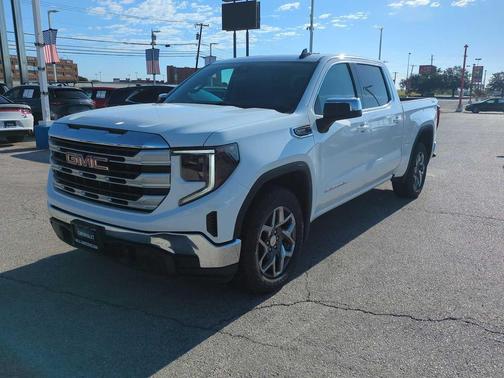 2022 GMC Sierra 1500 SLE