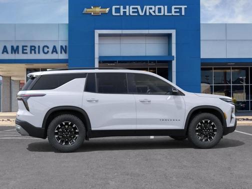 White 2026 Chevrolet Traverse Z71
