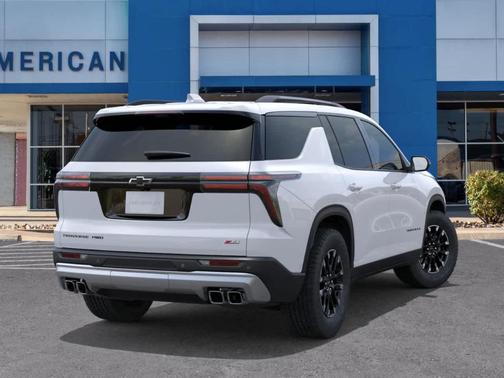 White 2026 Chevrolet Traverse Z71