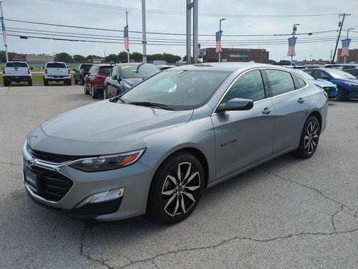 2025 Chevrolet Malibu RS