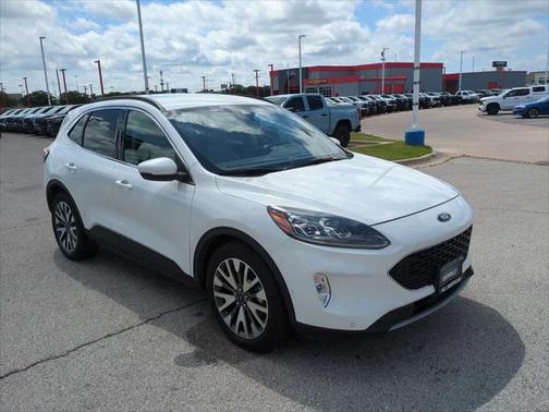 2020 Ford Escape Titanium Hybrid