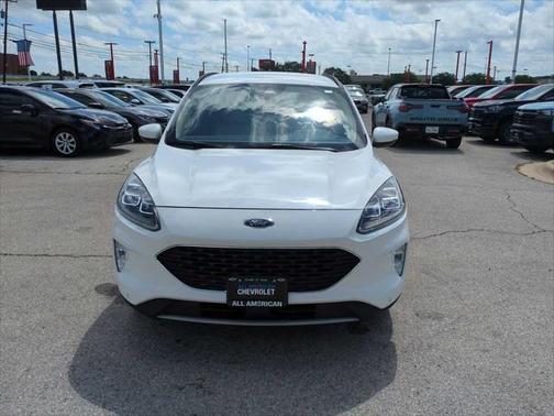 2020 Ford Escape Titanium Hybrid