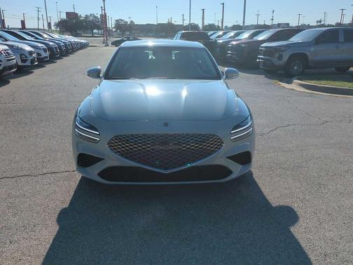2025 Genesis G70 2.5T