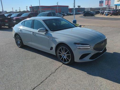 2025 Genesis G70 2.5T