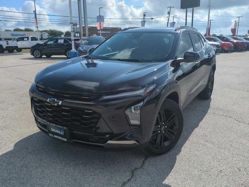 Mosaic Black Metallic 2025 Chevrolet Trax ACTIV