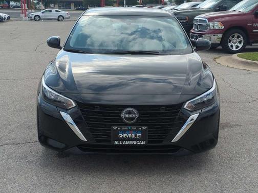 Black 2024 Nissan Sentra SV