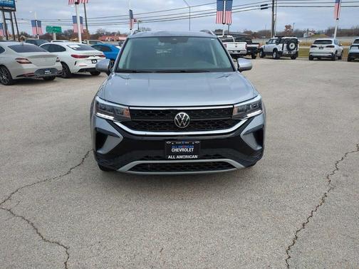 2024 Volkswagen Taos 1.5T SE