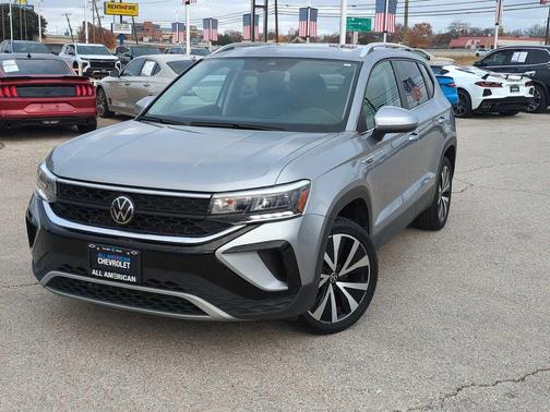 2024 Volkswagen Taos 1.5T SE