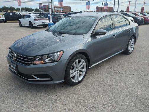 2019 Volkswagen Passat 2.0T Wolfsburg