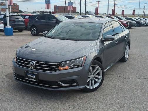 2019 Volkswagen Passat 2.0T Wolfsburg
