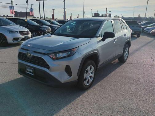2022 Toyota RAV4 LE
