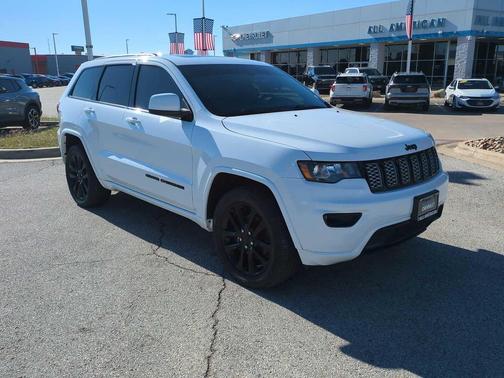 2018 Jeep Grand Cherokee Altitude