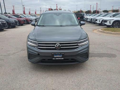 2024 Volkswagen Tiguan 2.0T SE